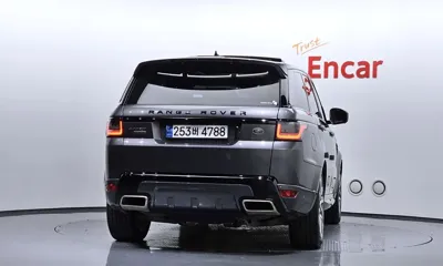 Land Rover Range Rover Sport 2018, 62991 км, за 30393.12 USD