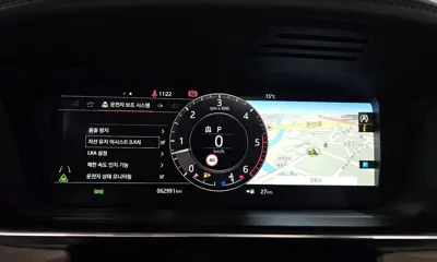 Land Rover Range Rover Sport 2018, 62991 км, за 30195.62 USD - фото 8