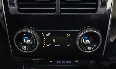 Land Rover Range Rover Sport 2018, 62991 км, за 30195.62 USD - фото 19