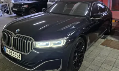 BMW 7-Series · 2020 год