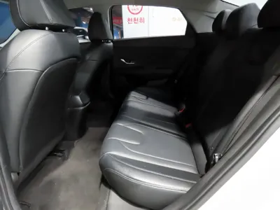 Hyundai Avante 2021, 51771 км, за 9321.26 USD - фото 7
