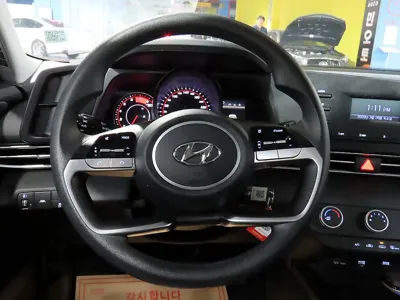Hyundai Avante 2021, 51771 км, за 9321.26 USD - фото 9