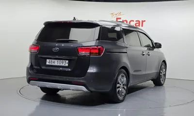 Kia Canival 2018, 39964 км, за 10174.61 USD