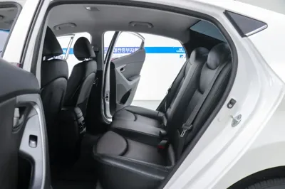 Hyundai Avante 2014, 65830 км, за 3713.36 USD - фото 9