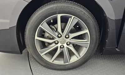 Lexus ES 2018, 106715 км, за 17180.08 USD