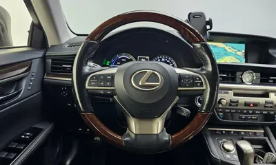 Lexus ES 2018, 106715 км, за 17180.08 USD - фото 13