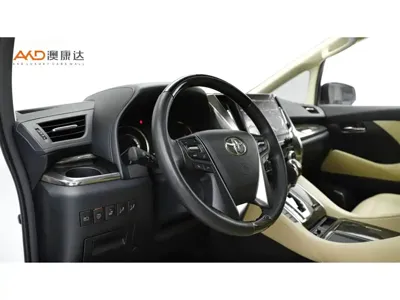 Toyota Alphard 2023, 36000 км, за 90970.45 USD - фото 6