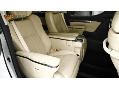 Toyota Alphard 2023, 36000 км, за 90970.45 USD - фото 8
