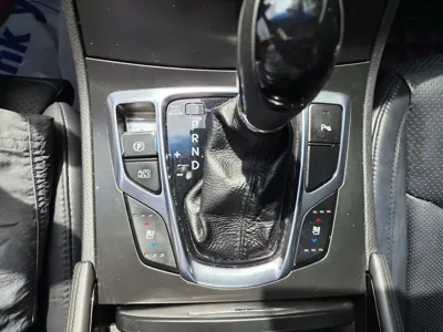 Hyundai Grandeur 2015, 135754 км, за 4488.68 USD - фото 14