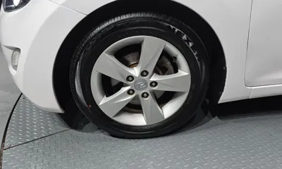 Hyundai Avante 2012, 163821 км, за 2822.63 USD
