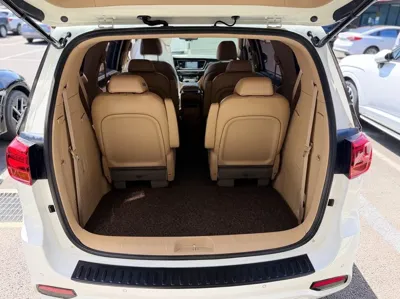 Kia Canival 2020, 72615 км, за 14441.38 USD