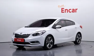 Kia K3 · 2015 год