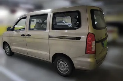 Wuling Hongguang V 2019, 20900 км, за 5754 USD