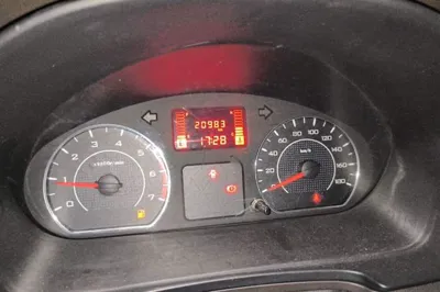 Wuling Hongguang V 2019, 20900 км, за 5754 USD - фото 12