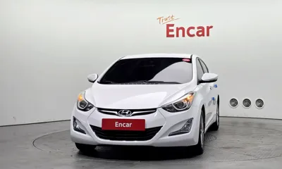 Hyundai Avante 2016, 147105 км, за 4096.46 USD