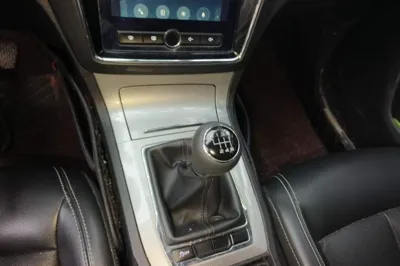Roewe RX5 2018, 86700 км, за 4002 USD - фото 14