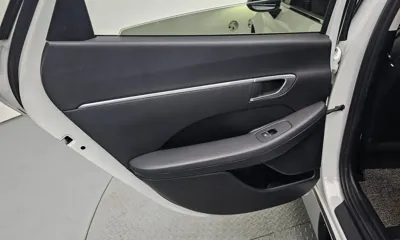 Hyundai Sonata 2022, 60335 км, за 11065.82 USD - фото 25