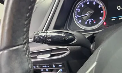 Hyundai Sonata 2022, 60335 км, за 11065.82 USD - фото 27