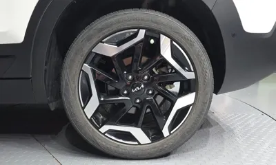Kia Seltos 2023, 50461 км, за 28951.16 USD