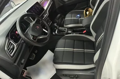 Volkswagen T-Roc 2024, 39300 км, за 15804 USD - фото 27