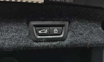BMW 7-Series 2016, 109234 км, за 17517.2 USD - фото 20