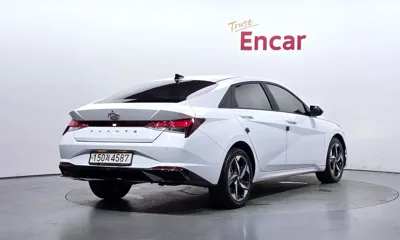 Hyundai Avante 2021, 65965 км, за 11684.39 USD