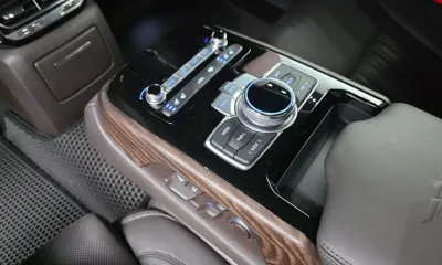 Genesis G90 2021, 88245 км, за 24287.78 USD - фото 29