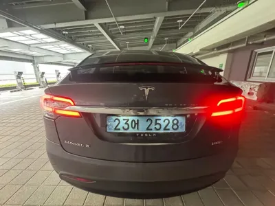 Tesla Model X 2018, 205567 км, за 39004.08 USD