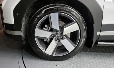 Hyundai Santafe 2025, 13079 км, за 22252.86 USD