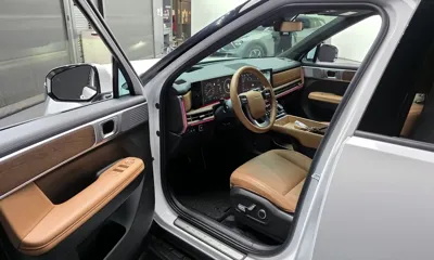 Hyundai Santafe 2025, 13079 км, за 22084.7 USD - фото 10