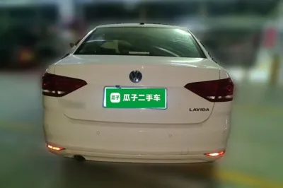 Volkswagen Lavida 2018, 57100 км, за 8459 USD