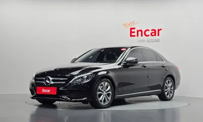 Mercedes-Benz C-Class · 2017 год