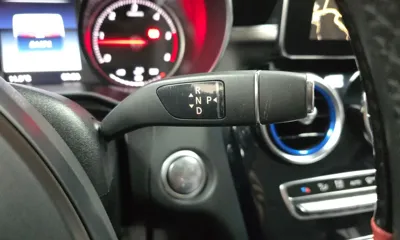 Mercedes-Benz C-Class 2017, 81474 км, за 11093.61 USD - фото 9