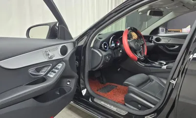 Mercedes-Benz C-Class 2017, 81474 км, за 11093.61 USD - фото 10