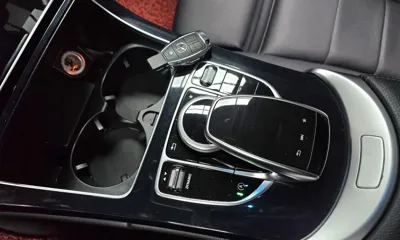 Mercedes-Benz C-Class 2017, 81474 км, за 11093.61 USD - фото 17