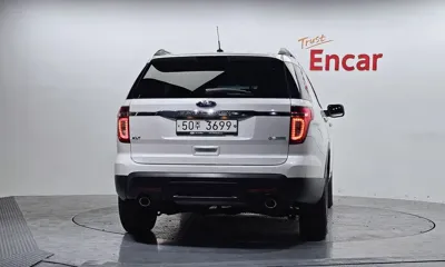 Ford Explorer 2015, 109633 км, за 5750.93 USD