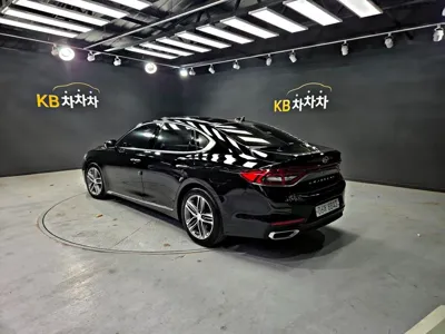 Hyundai Grandeur 2018, 165542 км, за 6342.91 USD