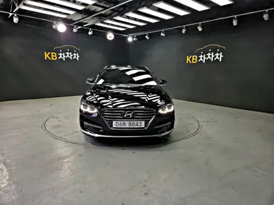 Hyundai Grandeur 2018, 165542 км, за 6342.91 USD