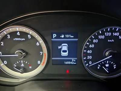 Hyundai Grandeur 2018, 165542 км, за 6301.69 USD - фото 8
