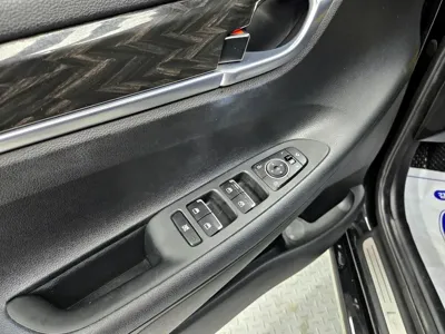 Hyundai Grandeur 2018, 165542 км, за 6301.69 USD - фото 13