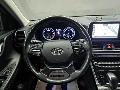 Hyundai Grandeur 2018, 165542 км, за 6301.69 USD - фото 15