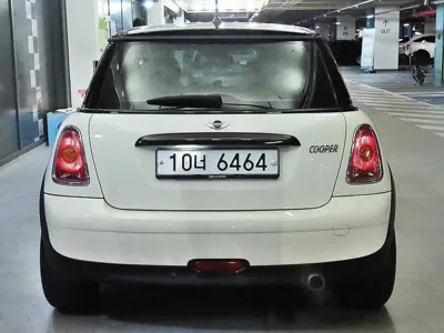 MINI Cooper 2007, 142989 км, за 1904.89 USD