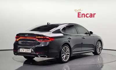 Hyundai Grandeur 2017, 181606 км, за 7542.34 USD