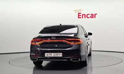 Hyundai Grandeur 2017, 181606 км, за 7542.34 USD