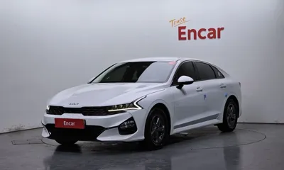 Kia K5 · 2023 год