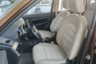 Wuling Hongguang 2019, 57100 км, за 6151 USD - фото 17