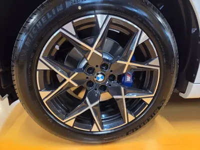 BMW X3 2025, 4800 км, за 49505 USD