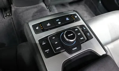 Genesis G80 2017, 190469 км, за 6825.71 USD - фото 19