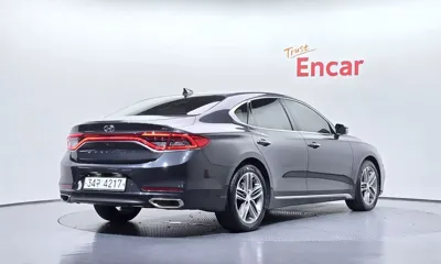 Hyundai Grandeur 2018, 110914 км, за 10437.18 USD