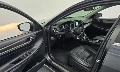 Hyundai Grandeur 2018, 110914 км, за 10358.31 USD - фото 10